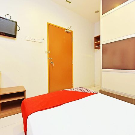 Oyo 582 Hotel Walk Inn Kampong Pasir Puteh  Εξωτερικό φωτογραφία