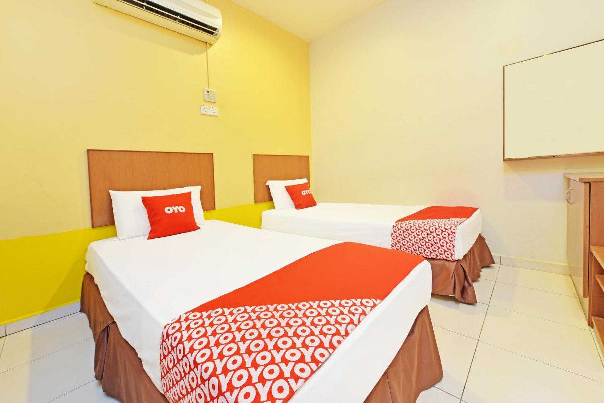 Oyo 582 Hotel Walk Inn Kampong Pasir Puteh  Εξωτερικό φωτογραφία