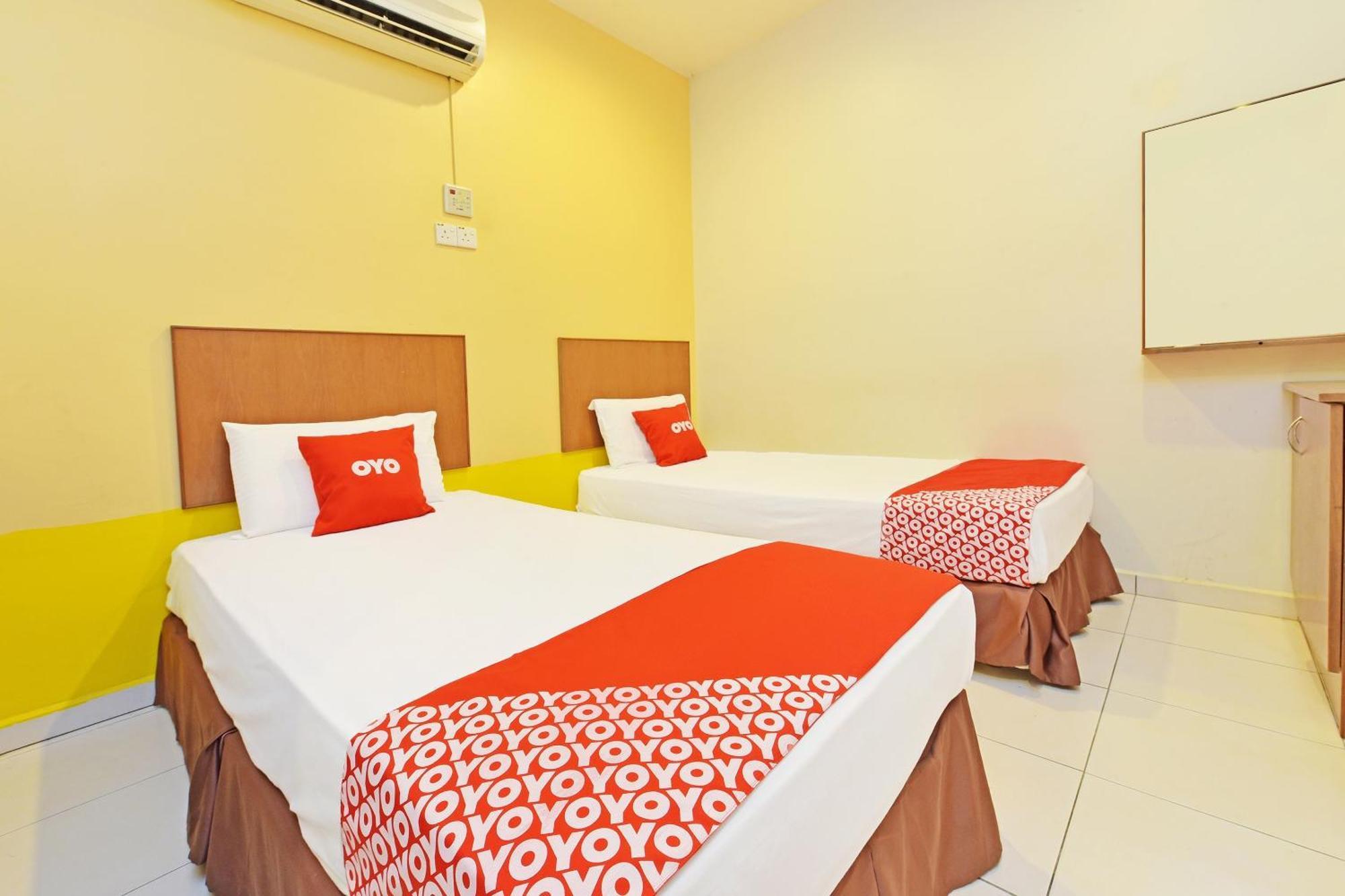 Oyo 582 Hotel Walk Inn Kampong Pasir Puteh  Εξωτερικό φωτογραφία